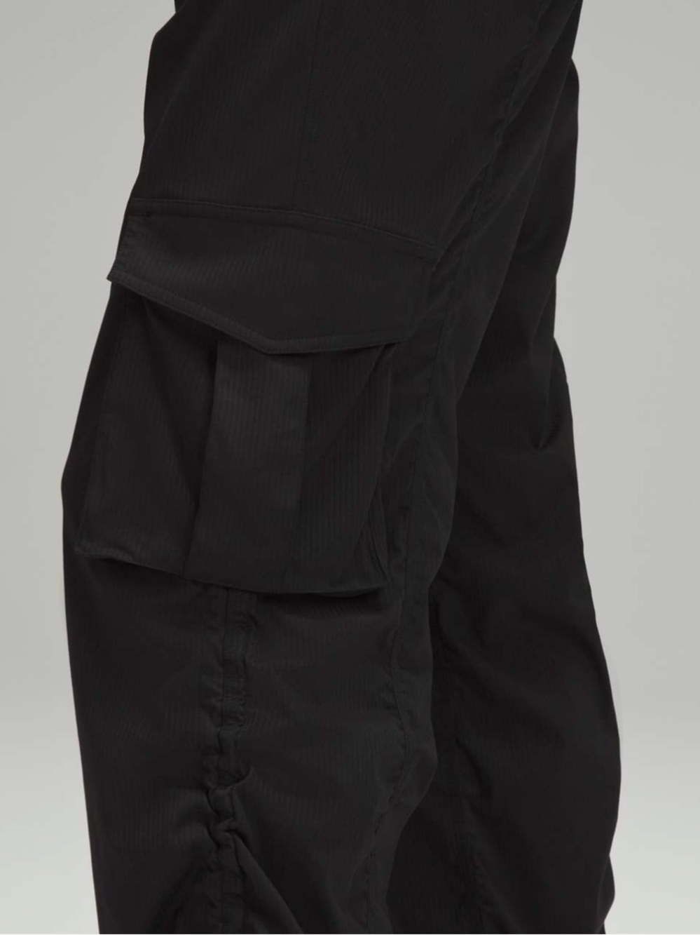 Lululemon Dance Studio Relaxed-Fit
Mid-Rise Black Cargo Pant - Picture 5 of 14